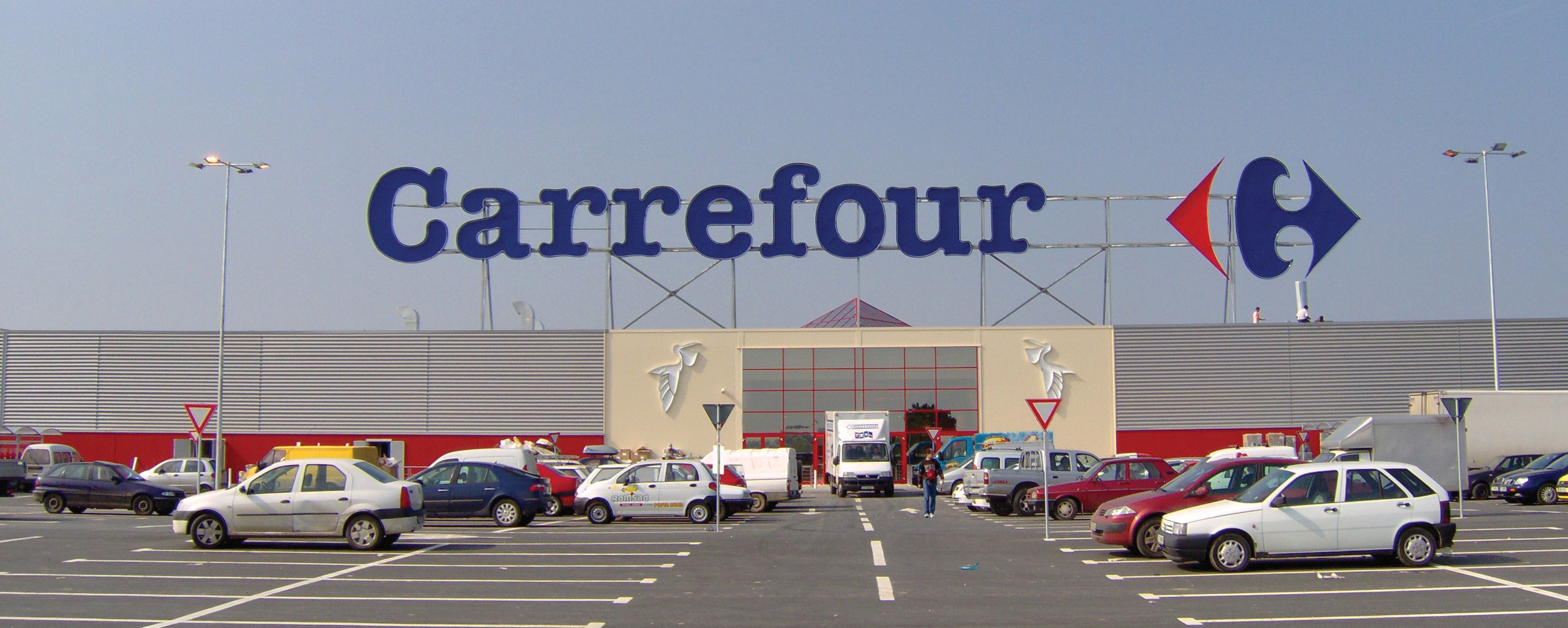 CARREFOUR SHOPPING MALLS